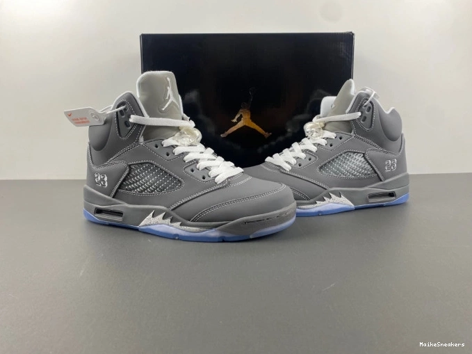 MaikeSneakers Wolf 5 Grey Retro Jordan Air 136027-005 0726